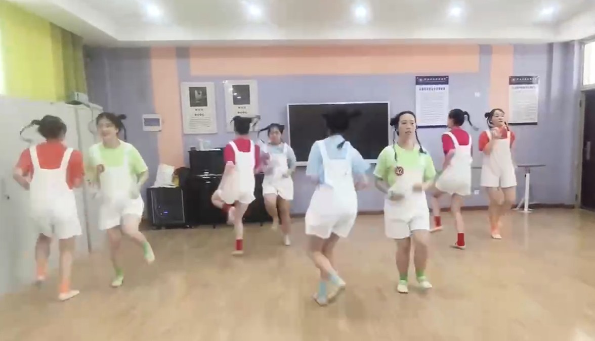 《我是一颗跳跳糖》